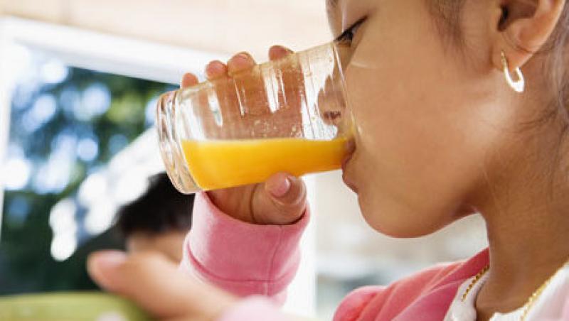 Lipsa de vitamina C afecteaza creierul copiilor