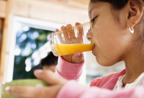 Lipsa de vitamina C afecteaza creierul copiilor