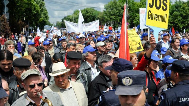 Presa rusa: “Romania se apropie de colaps”