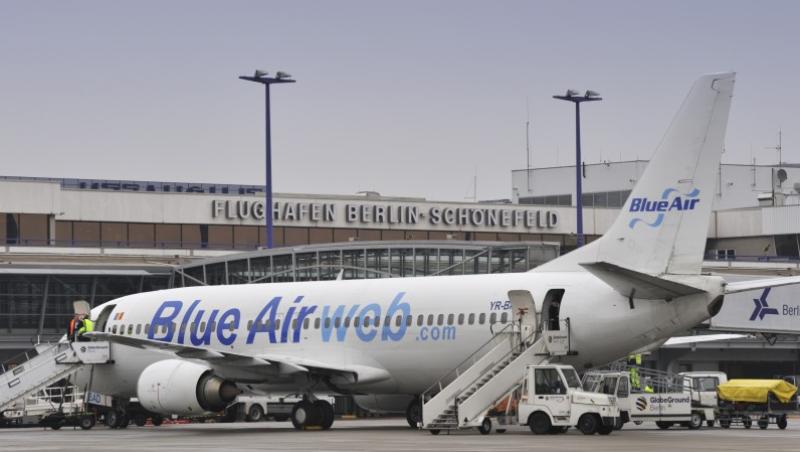 Doua avioana Blue Air au fost blocate la sol in Franta si Anglia