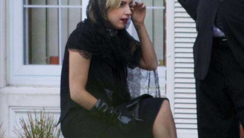 FOTO! Lady Gaga, excentrica la inmormantarea bunicului!