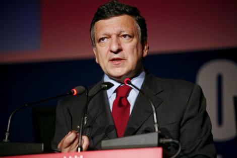 Barroso critica politica Frantei impotriva rromilor