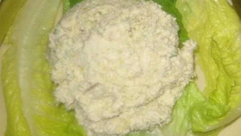 VIDEO! Reteta zilei: salata de icre cu somon
