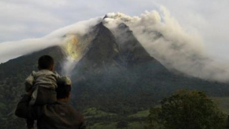 Indonezia: Vulcanul Sinabung a erupt pentru a patra oara