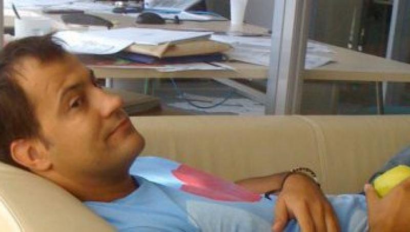 Serban Huidu a iesit din coma. Realizatorul tv a vorbit cu familia si cu medicii