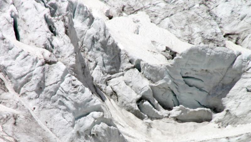 Studiu: Trei sferturi din ghetarii muntilor Alpi s-ar putea topi pana in 2100