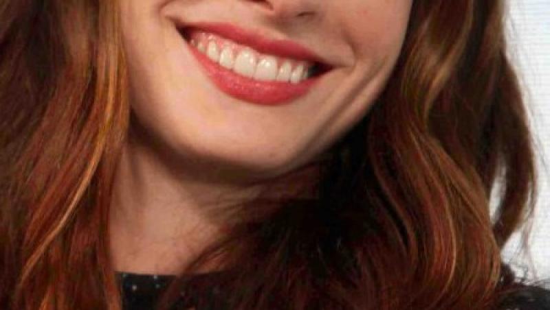Anne Hathaway, persona non grata pentru Tom Cruise si Katie Holmes