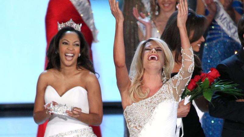 FOTO! Miss America 2011 are doar 17 ani