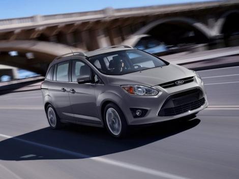 Drive Test: Ford C-Max, un altfel de MPV