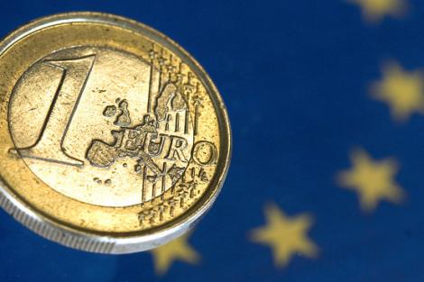 Leul isi reia aprecierea in fata euro