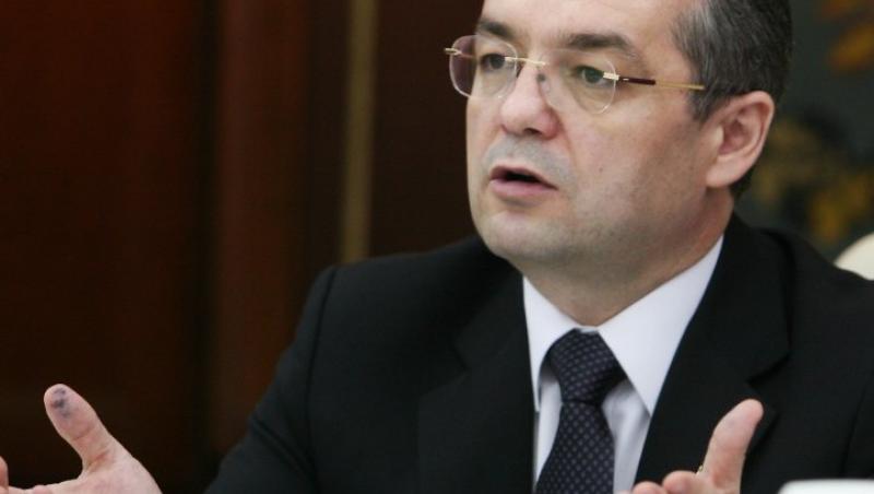 Boc: Noua alianta a opozitiei apara statul lui Ion Iliescu, un stat greoi si nereformat