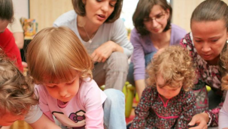 PE incurajeaza adoptiile pentru a asigura dreptul copilului la o familie