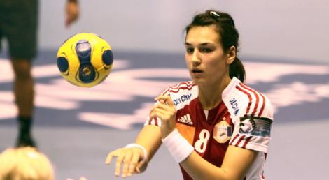 Cristina Neagu si-a prelungit contractul cu Oltchim