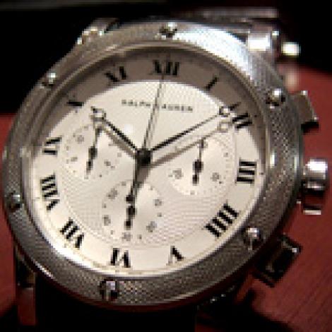 FOTO! Trei ceasuri stilate pentru 2011