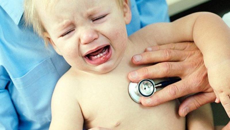 Cum deosebesti o simpla raceala de pneumonie la copii