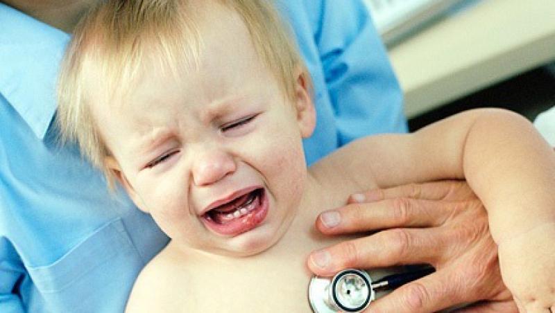 Cum deosebesti o simpla raceala de pneumonie la copii