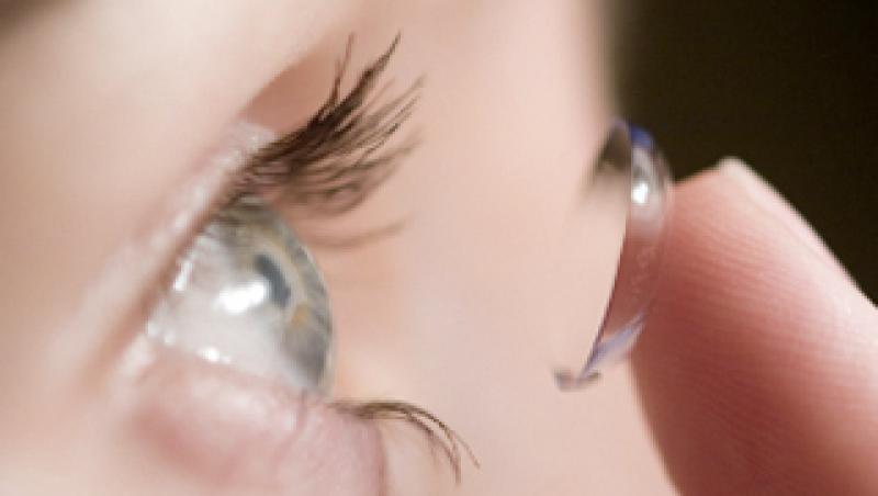 Sanatate: Reguli de aur pentru lentilele de contact