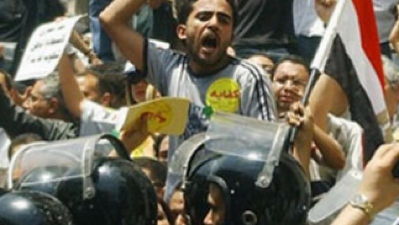 Egipt: Proteste violente fata de presedintele Mubarak si guvernul sau