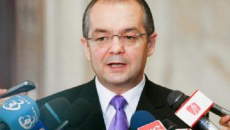 Emil Boc: Guvernul nu sustine privatizarea CEC Bank
