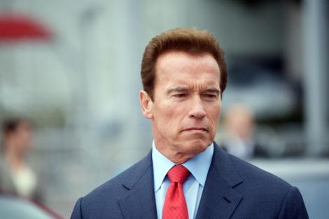 Arnold Schwarzenegger nu mai este guvernator