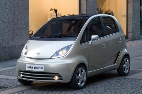 TATA Nano, cea mai ieftina masina din lume, in Romania?