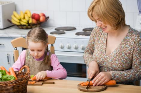 Cum determini copiii sa faca alegeri alimentare sanatoase