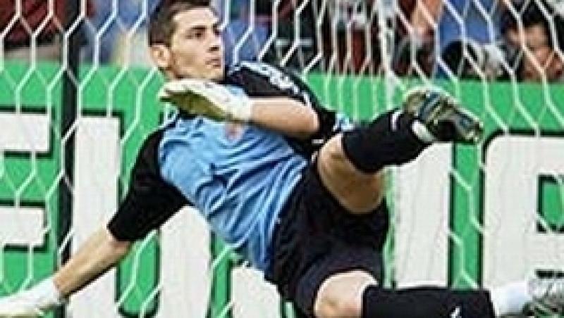 Iker Casillas, desemnat cel mai bun portar in 2010
