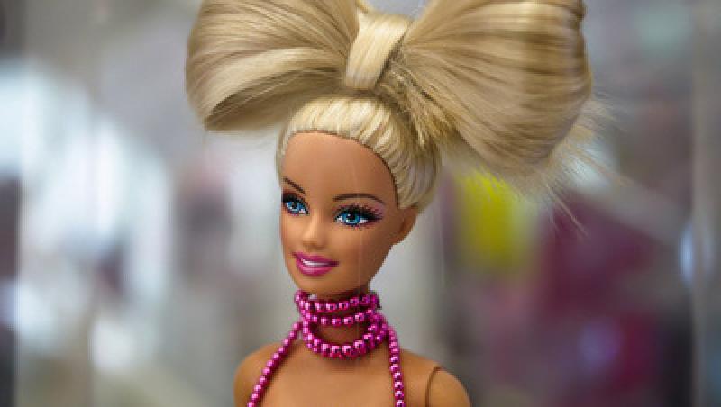 FOTO! Cadoul perfect pentru fetite: o vizita la Barbie Shanghai