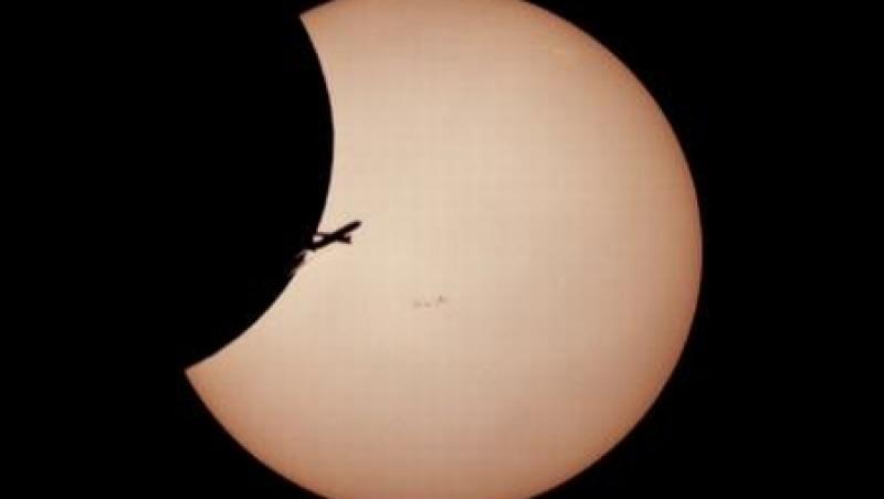 Un roman a realizat cea mai reusita fotografie a eclipsei de Soare