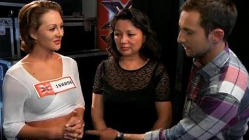 VIDEO! Dani Otil, gelos pe abdomenul unei concurente X Factor