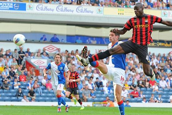 Premier League: City si United raman neinvinse. Liverpool castiga derby-ul cu Everton