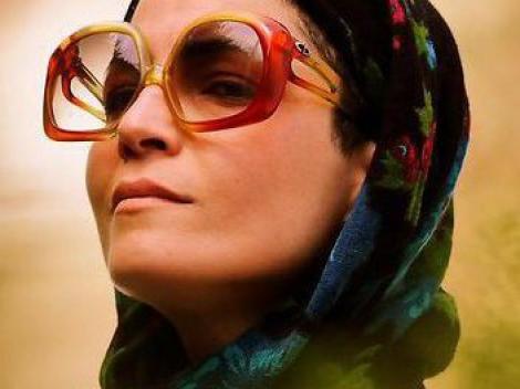 VIDEO! O actrita iraniana, condamnata la un an de inchisoare si 90 de lovituri de bici pentru un film interzis
