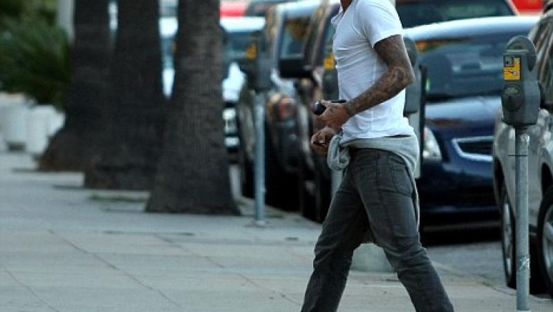 FOTO! Asa tata, asa fii! David Beckham isi duce copiii la frizer!