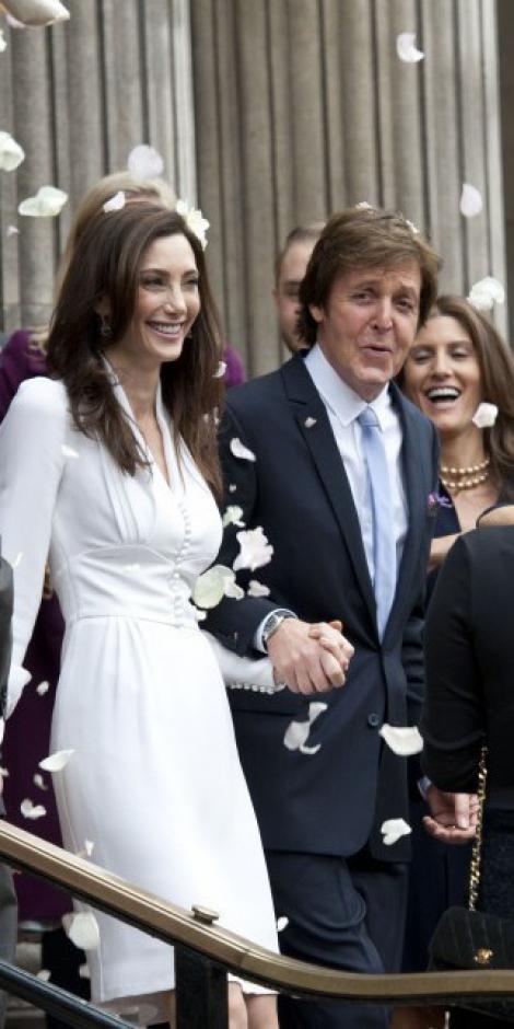 FOTO! Paul McCartney s-a casatorit pentru a treia oara