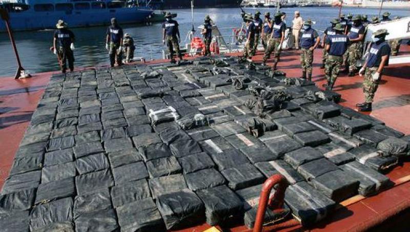 460 de kilograme de cocaina capturate in Venezuela: Romani, printre membrii echipajului