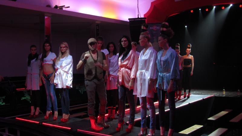 Concurentele Next Top Model participa la saptamana modei din Islanda. Lipsa experientei le tradeaza din nou, spre disperarea lui Botezatu