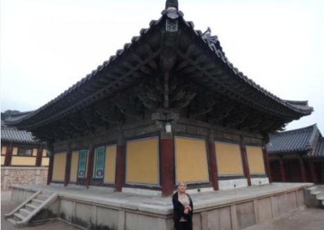 Elena Udrea a imbinat utilul cu placutul in Coreea de Sud: Vezi ce poze a postat pe Twitter!