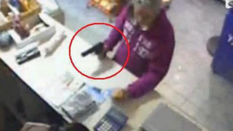 VIDEO! Jaf armat intr-un magazin din Galati. Doi suspecti au fost retinuti