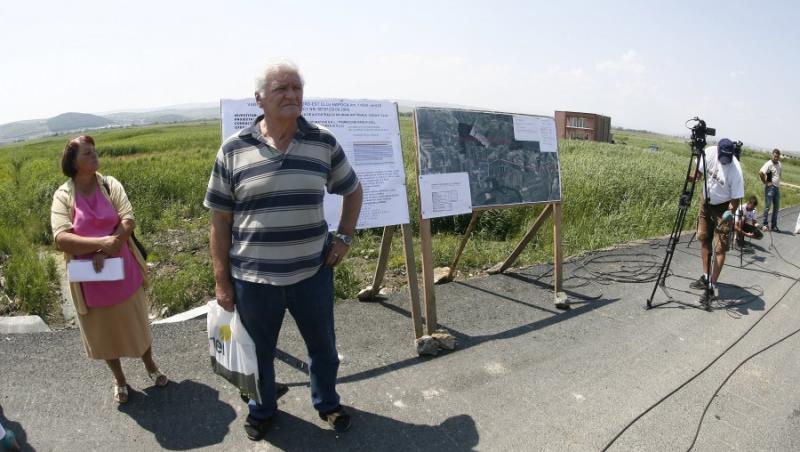 Scandal pe santierul autostrazii Nadlac-Arad: Localnicii acuza ca le-au fost distruse culturile
