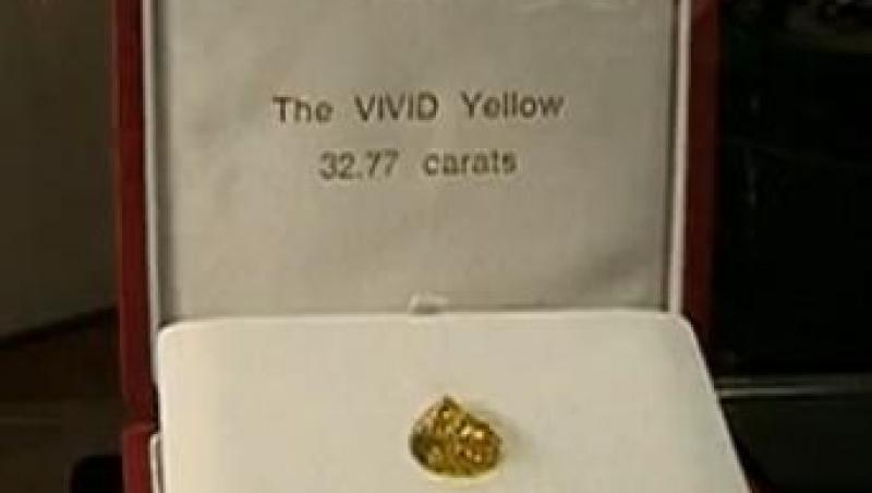 VIDEO! Un diamant galben, evaluat la 8 milioane de dolari, scos la licitatie in New York