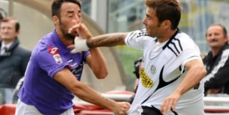 Mutu, suspendat 3 etape dupa "rosul" cu Fiorentina