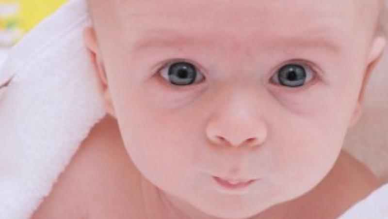 VIDEO! Botosani: Un bebelus s-a nascut cu inima in partea dreapta si ficatul in stanga