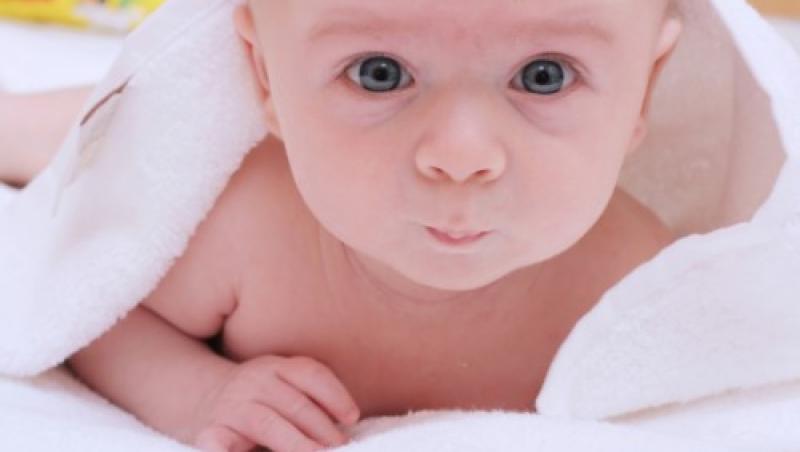 VIDEO! Botosani: Un bebelus s-a nascut cu inima in partea dreapta si ficatul in stanga