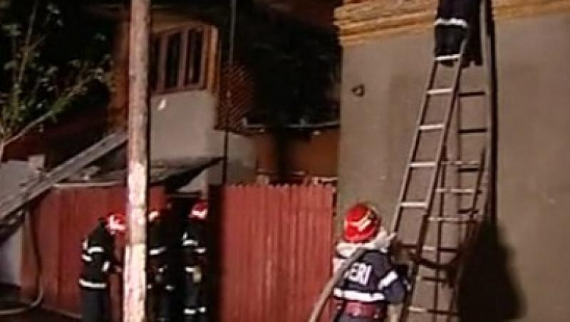 VIDEO! Incendiu in Ferentari: 2 copii si un adult, morti!