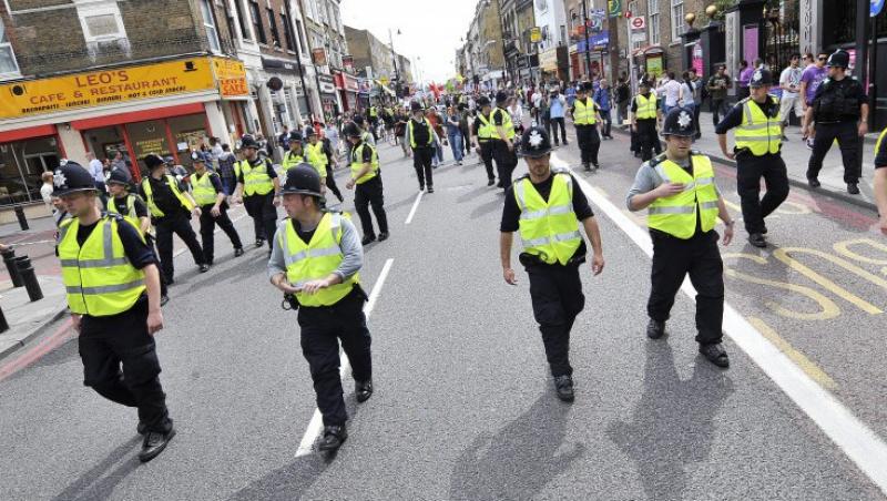 Londra: Pedepse pentru cei care injura politistii!