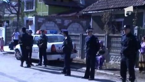 VIDEO! Scandal la un palat din Strehaia: "Executati silit" de camatari