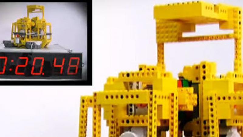 Vezi ce a reusit sa faca un robot din lego, in mai putin de sase secunde!