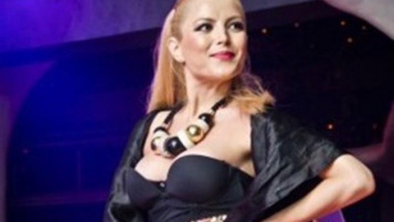 Elena Gheorghe, 5.000 € pentru primul concert dupa nastere