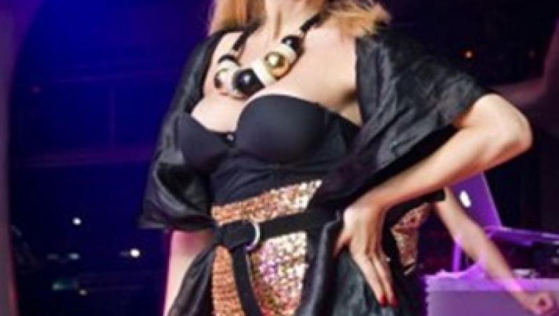 Elena Gheorghe, 5.000 € pentru primul concert dupa nastere