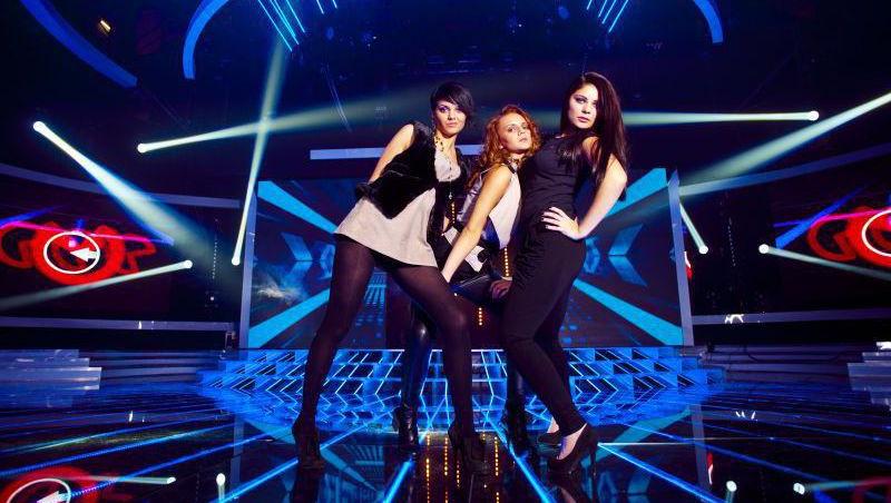 Finalistii X Factor, transformati in superstaruri! Cei 12 concurenti pregatesc pentru prima gala live o schimbare de look spectaculoasa!